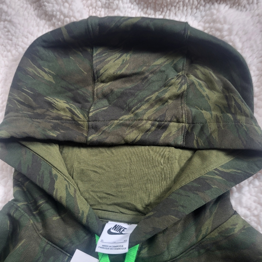NWT Men's Camo Nike Hoodie.  XL - Picture 5 of 10